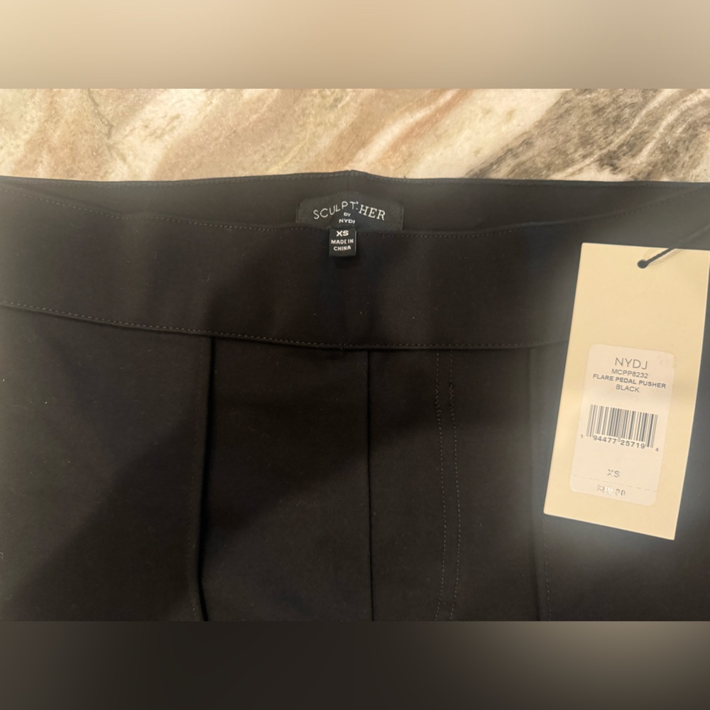 NYDJ Flare Pedal Pusher Pants - Black - Size XS - Picture 3 of 7